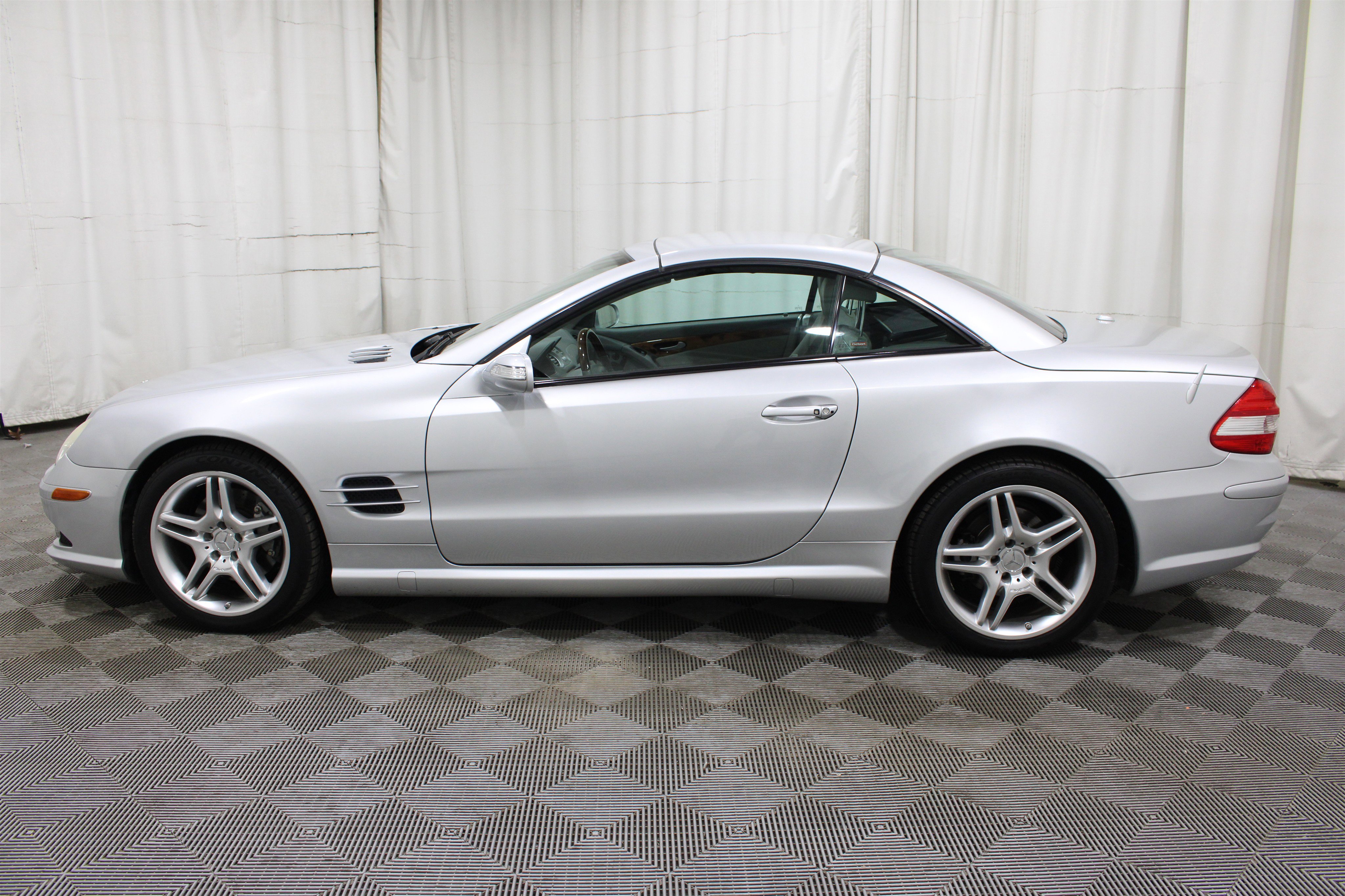 Used 2007 Mercedes-Benz SL 550 image 27