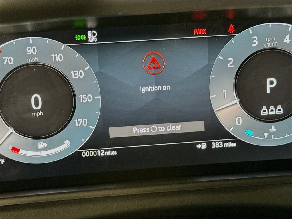 New 2026 Land Rover Range Rover Velar Dynamic SE image 12