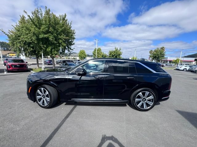 Certified 2025 Cadillac Escalade IQ Luxury 2 w/ LPO, Premium Carpet Package AWD/4WD image 5