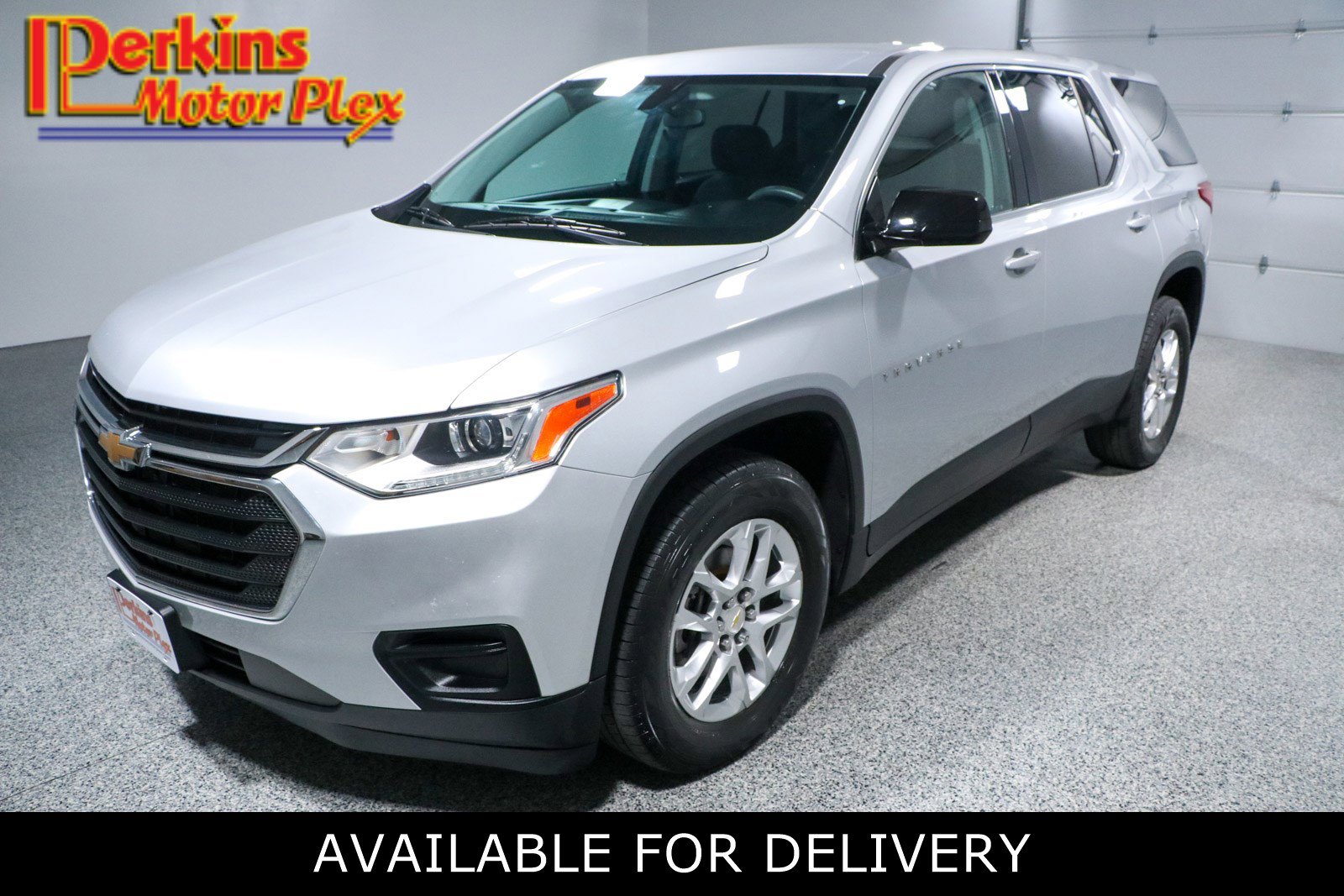 Used 2020 Chevrolet Traverse LS image 1