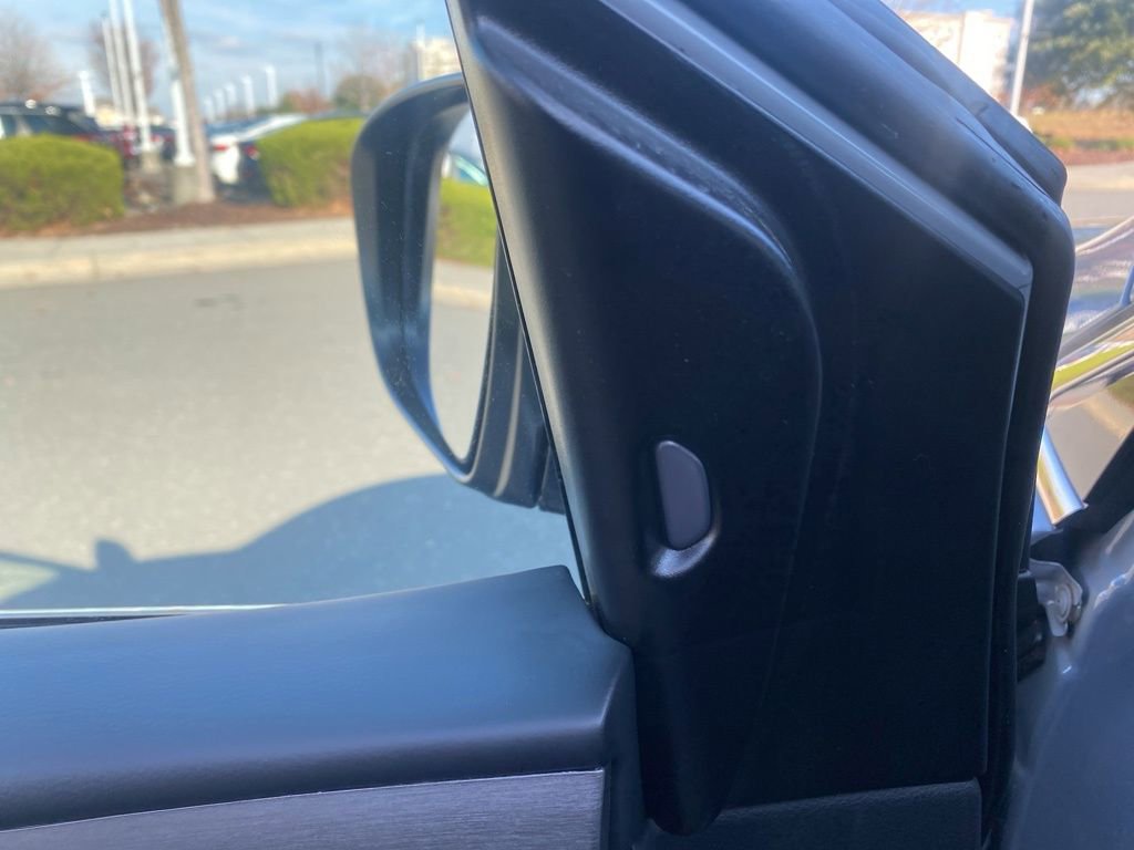 Used 2024 Nissan Murano SL image 13