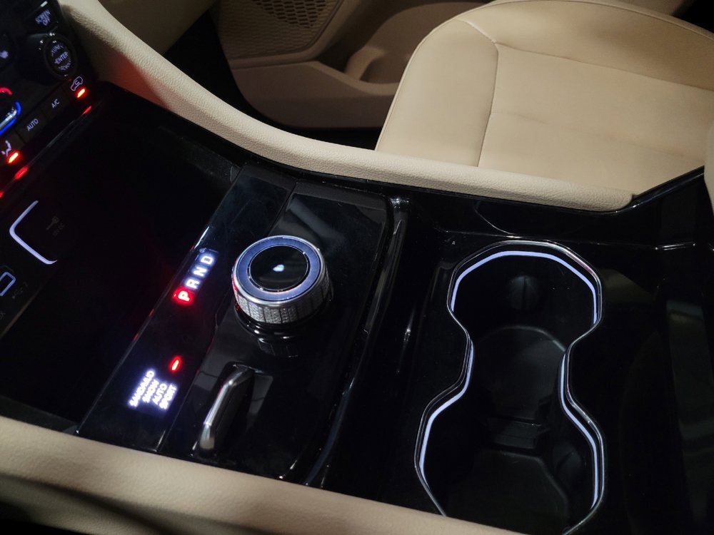 Used 2023 Jeep Grand Cherokee Limited image 26