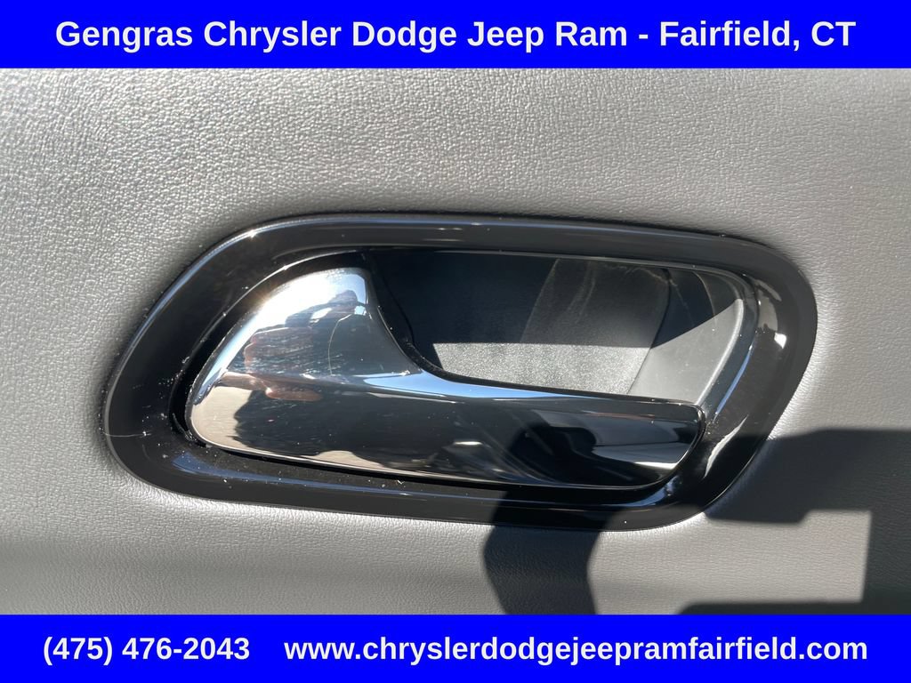 Used 2025 Dodge Durango SRT Hellcat AWD/4WD image 40