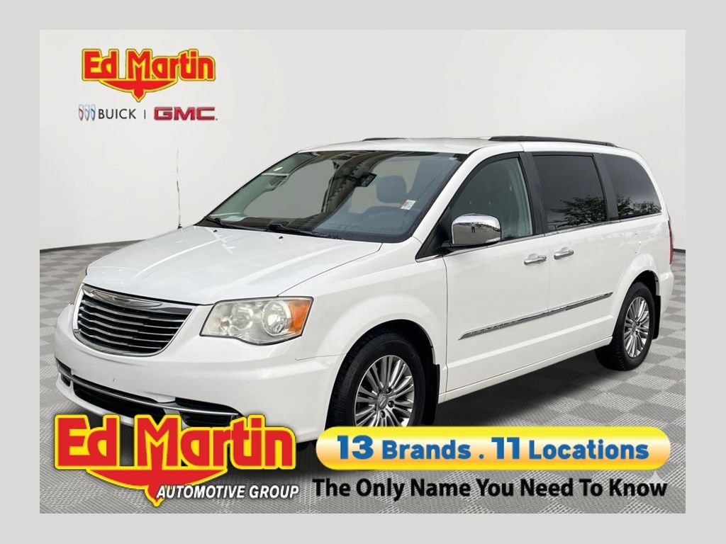 Used 2014 Chrysler Town & Country Touring-L w/ Driver Convenience Group