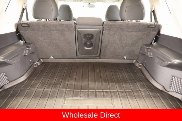 Used 2017 Nissan Rogue S AWD/4WD image 25