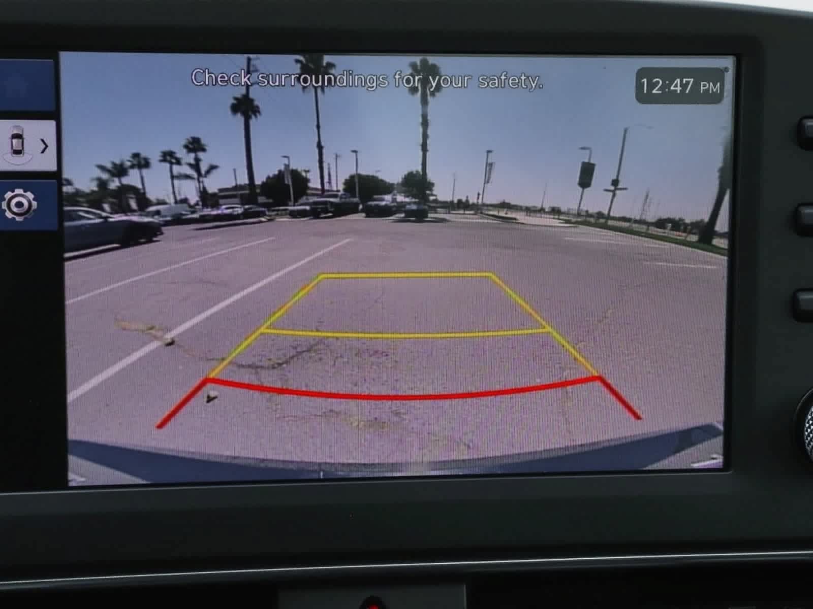 Used 2025 Hyundai Elantra Hybrid FWD image 33