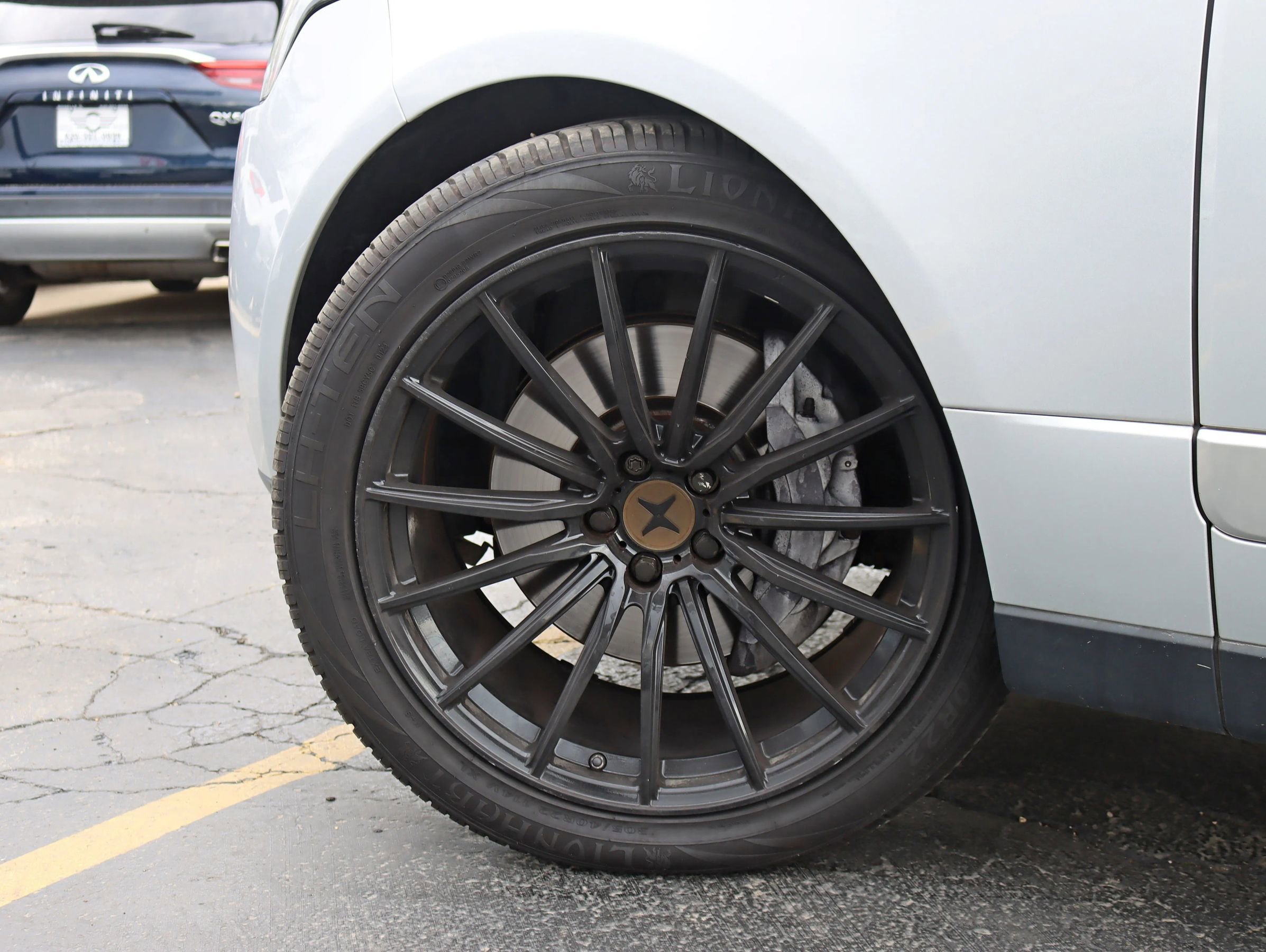 Used 2017 Land Rover Range Rover Supercharged image 14