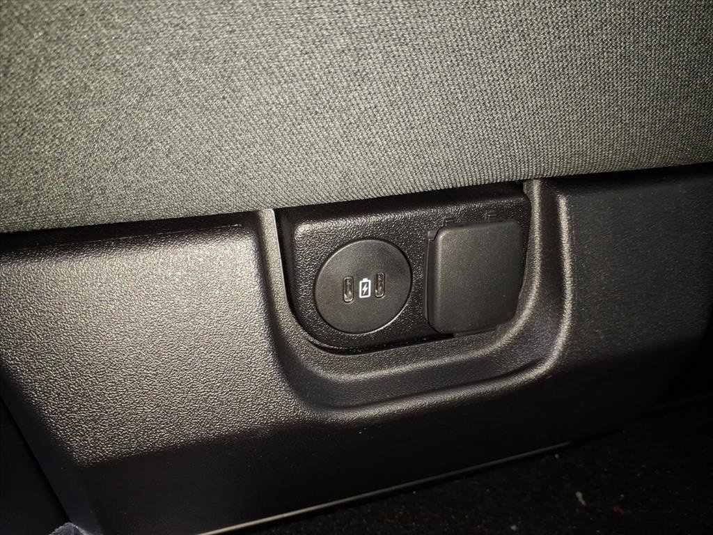 New 2026 Ford F250 4x4 Crew Cab Super Duty image 17