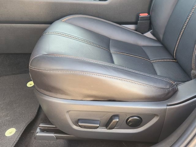 Used 2025 MAZDA CX-50 AWD 2.5 Hybrid w/ Premium Pkg image 23