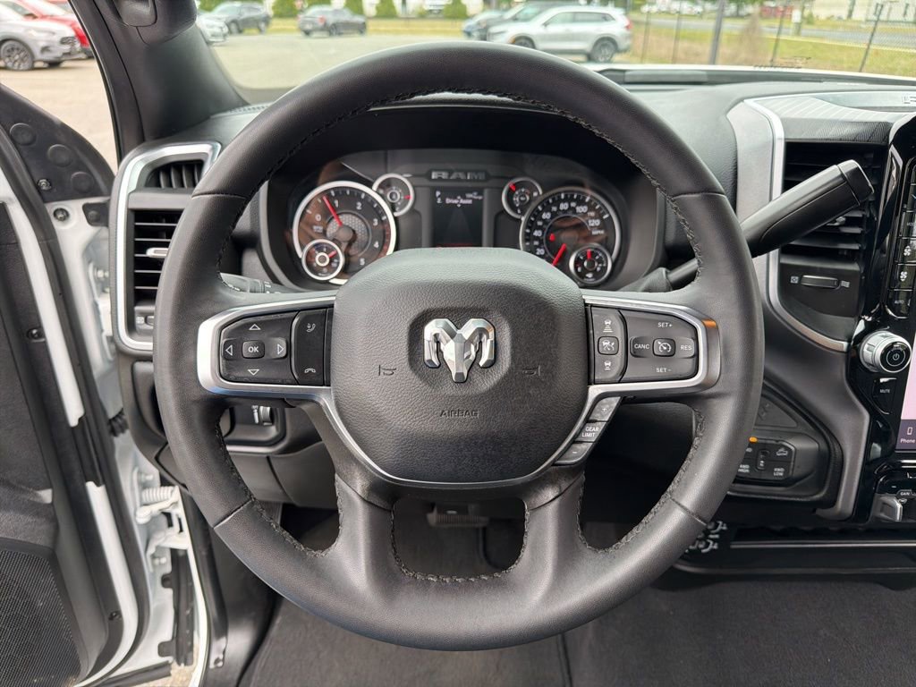 Used 2025 RAM 2500 Big Horn AWD/4WD image 16