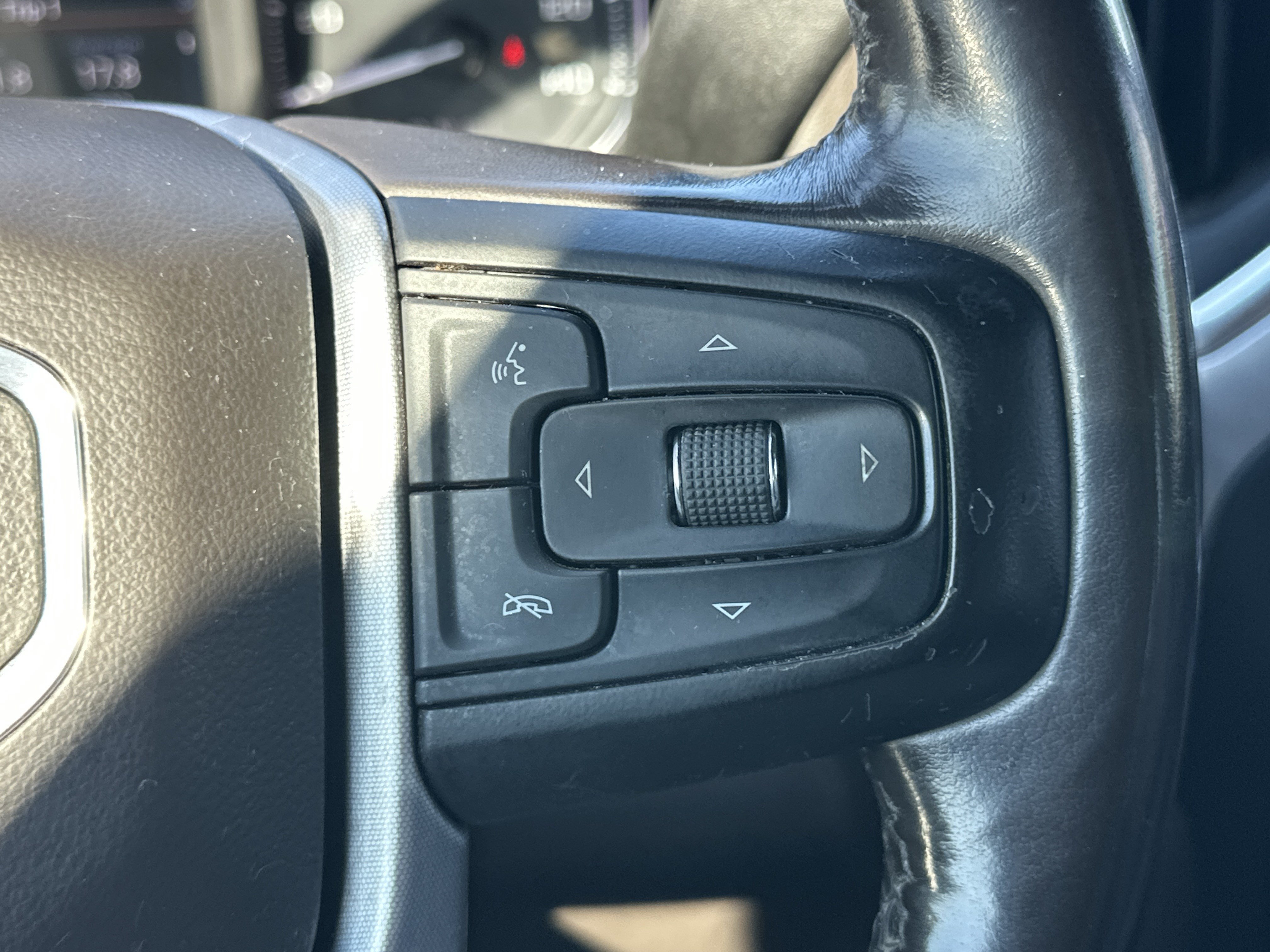 Used 2021 GMC Sierra 1500 SLT w/ SLT Premium Package AWD/4WD image 27