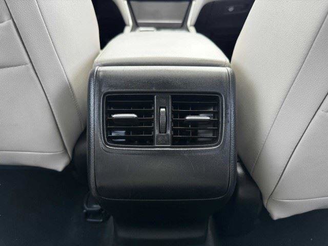 Used 2018 Honda Accord Touring image 38