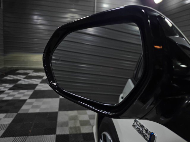 Used 2018 Toyota Prius Prime Advanced image 37