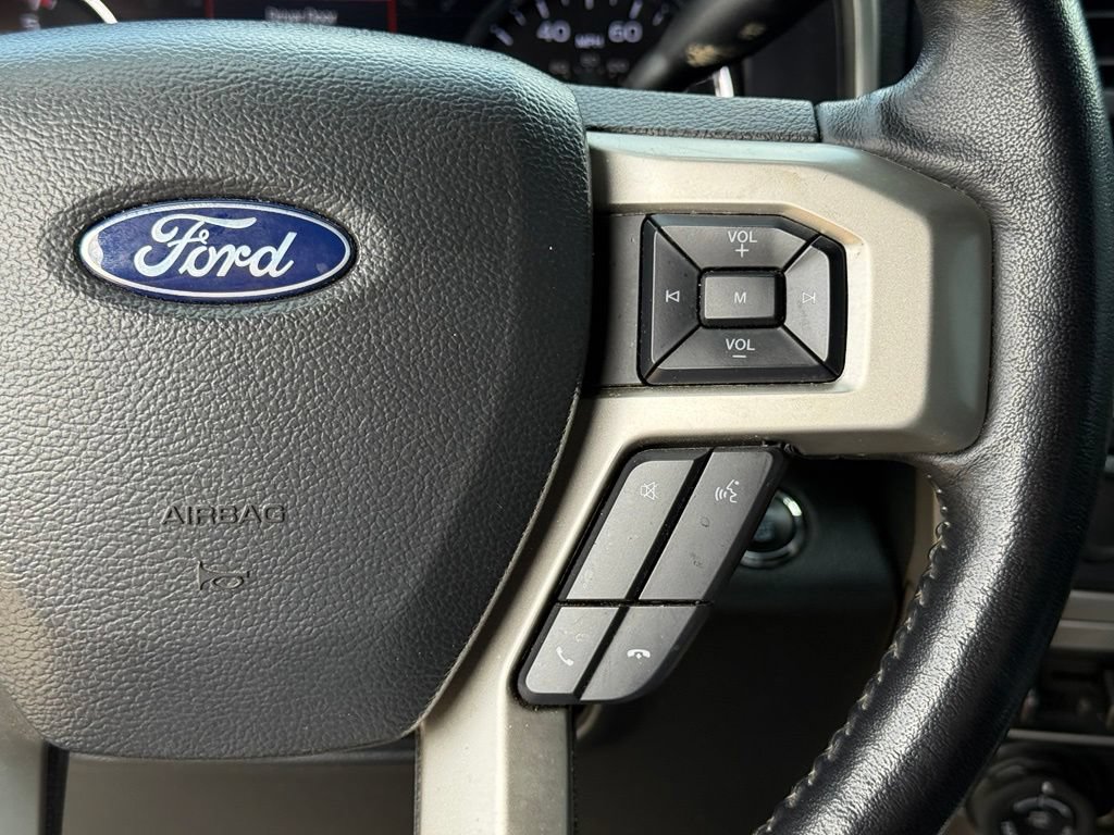 Used 2022 Ford F350 Lariat w/ Black Appearance Package AWD/4WD image 17