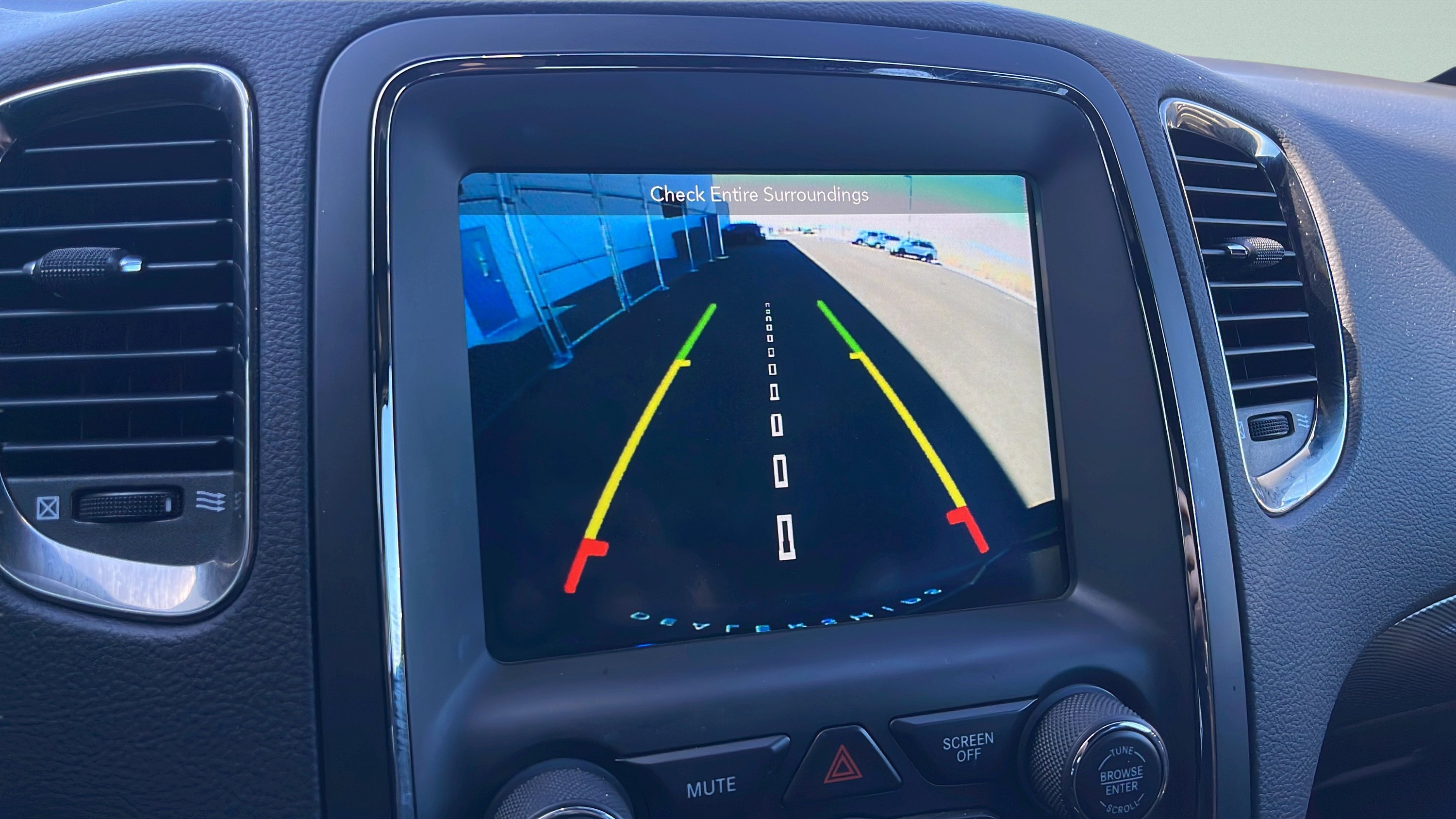 Used 2019 Dodge Durango R/T w/ Technology Group image 18