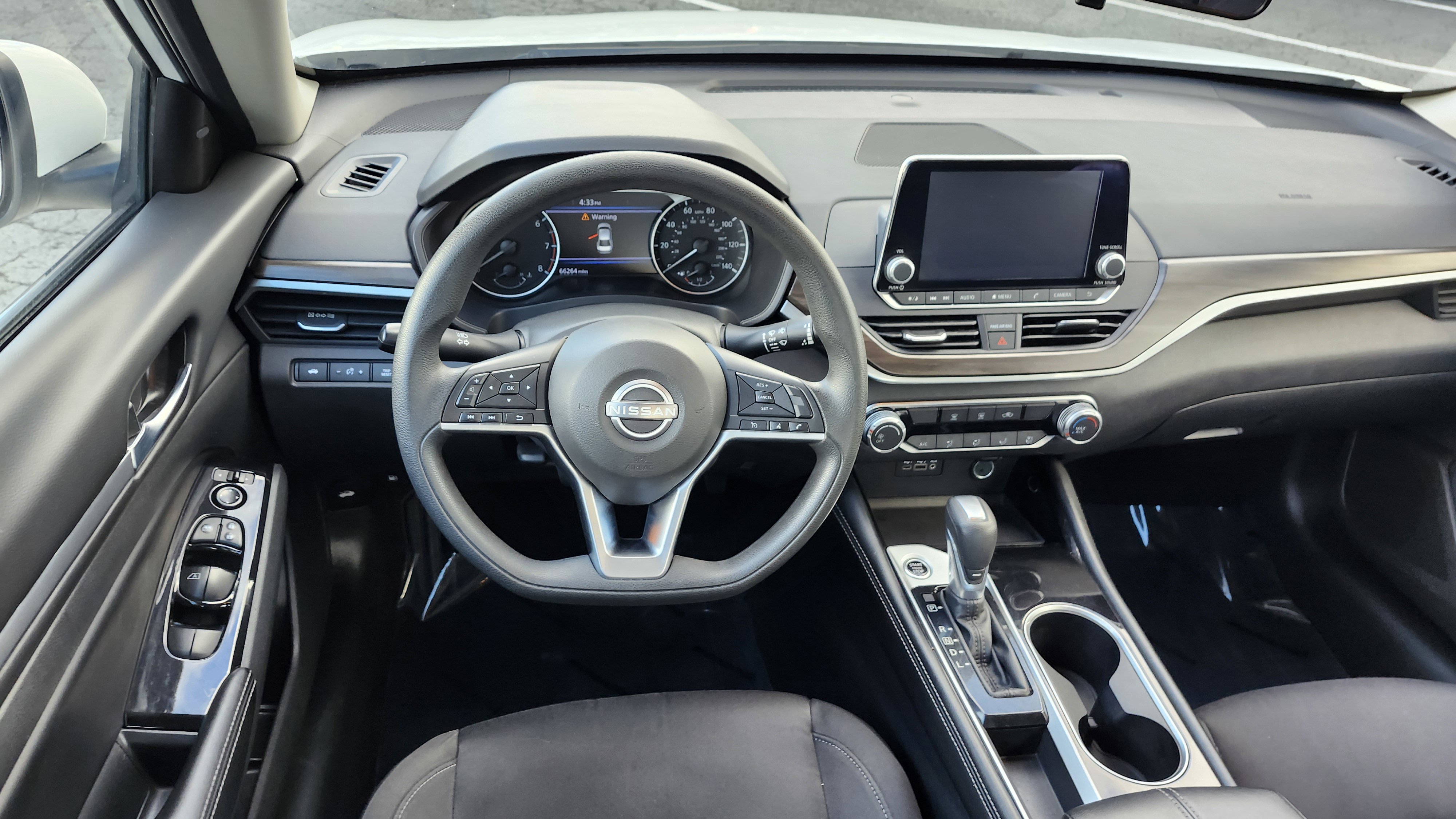 Used 2023 Nissan Altima 2.5 SV image 19