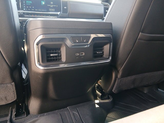 Certified 2024 Chevrolet Silverado 1500 High Country w/ High Country Premium Package AWD/4WD image 28