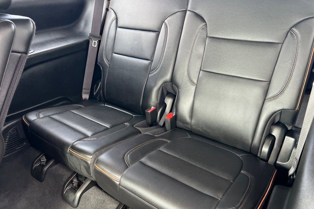 Certified 2023 GMC Acadia AT4 w/ Preferred Package image 12