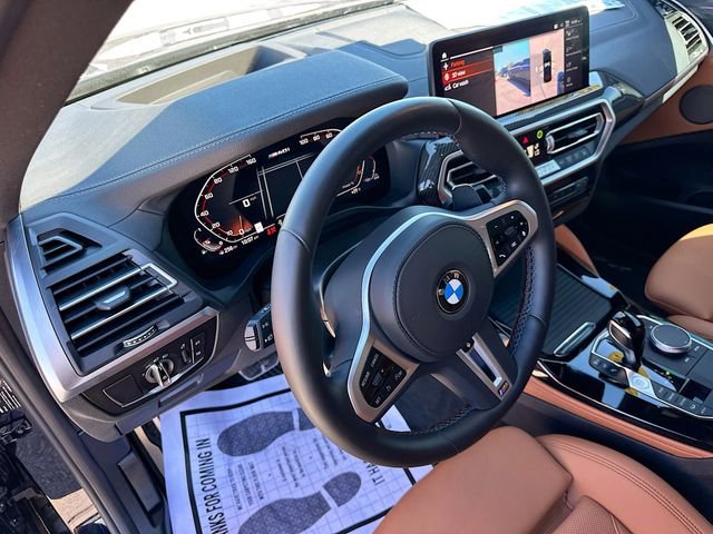 Used 2025 BMW X4 M40i w/ Premium Package image 9