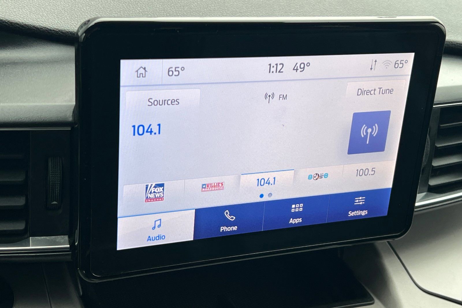 Used 2023 Ford Explorer XLT w/ Equipment Group 202A RWD image 16