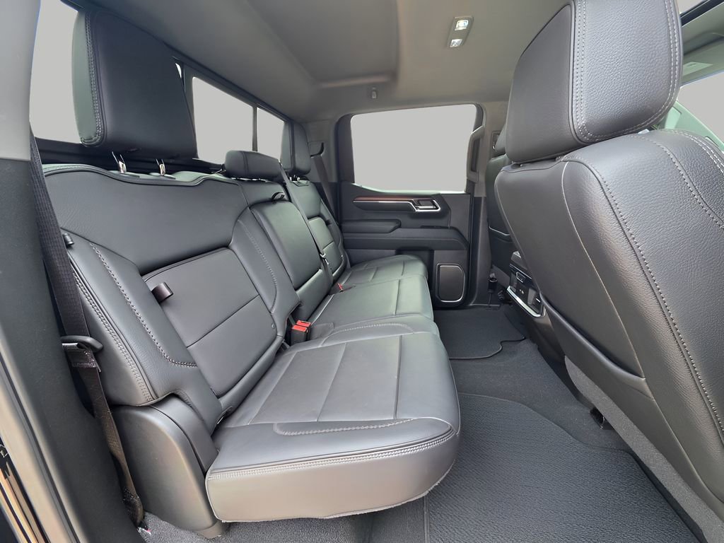 Used 2024 GMC Sierra 1500 Denali w/ Denali Reserve Package image 8