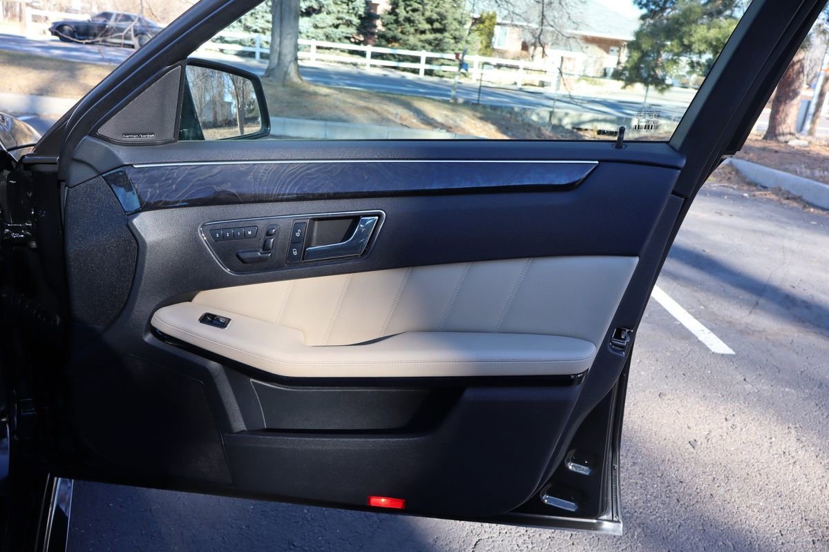 Used 2011 Mercedes-Benz E 350 4MATIC image 26