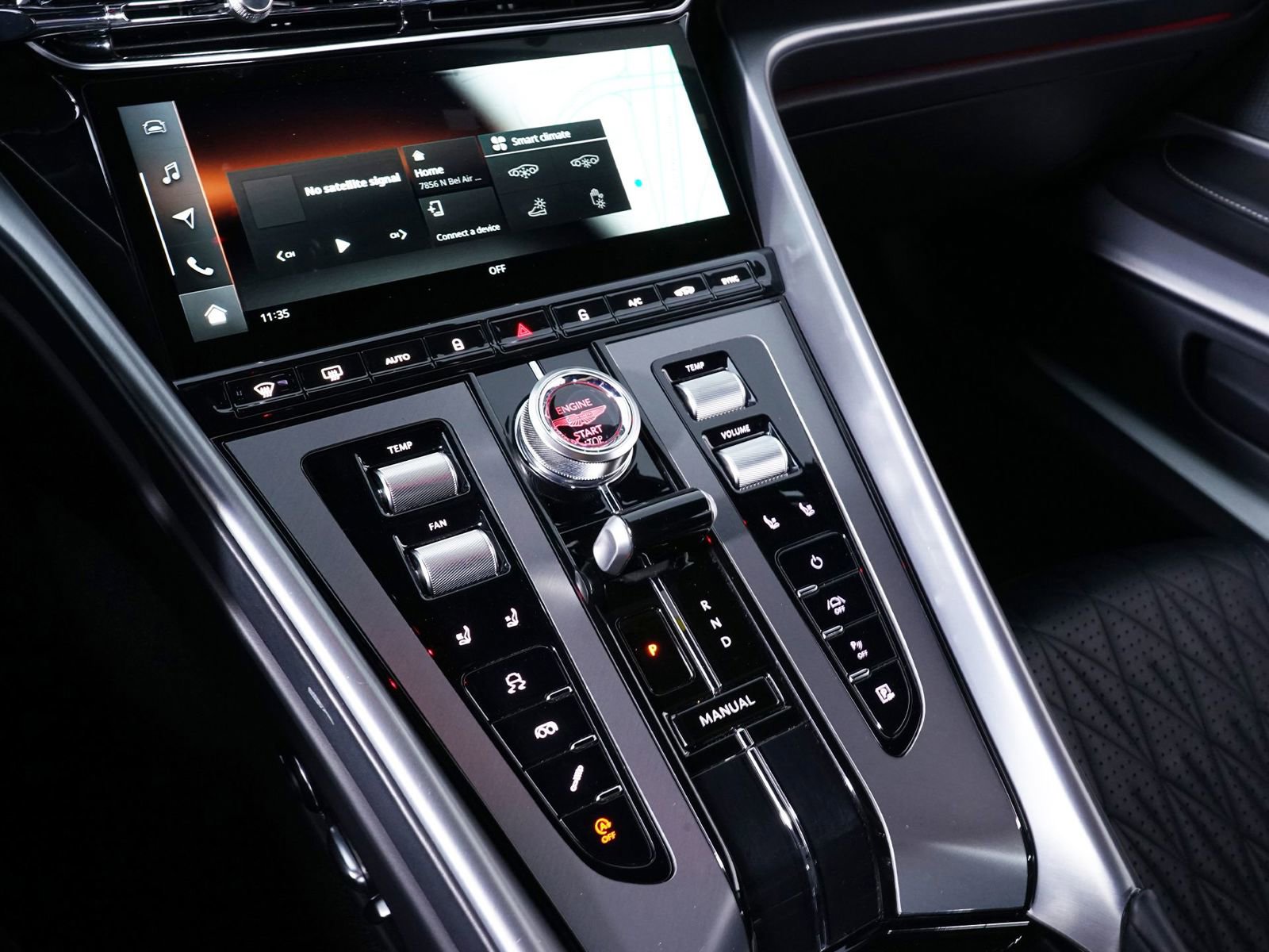 Used 2024 Aston Martin DB12 Base image 27