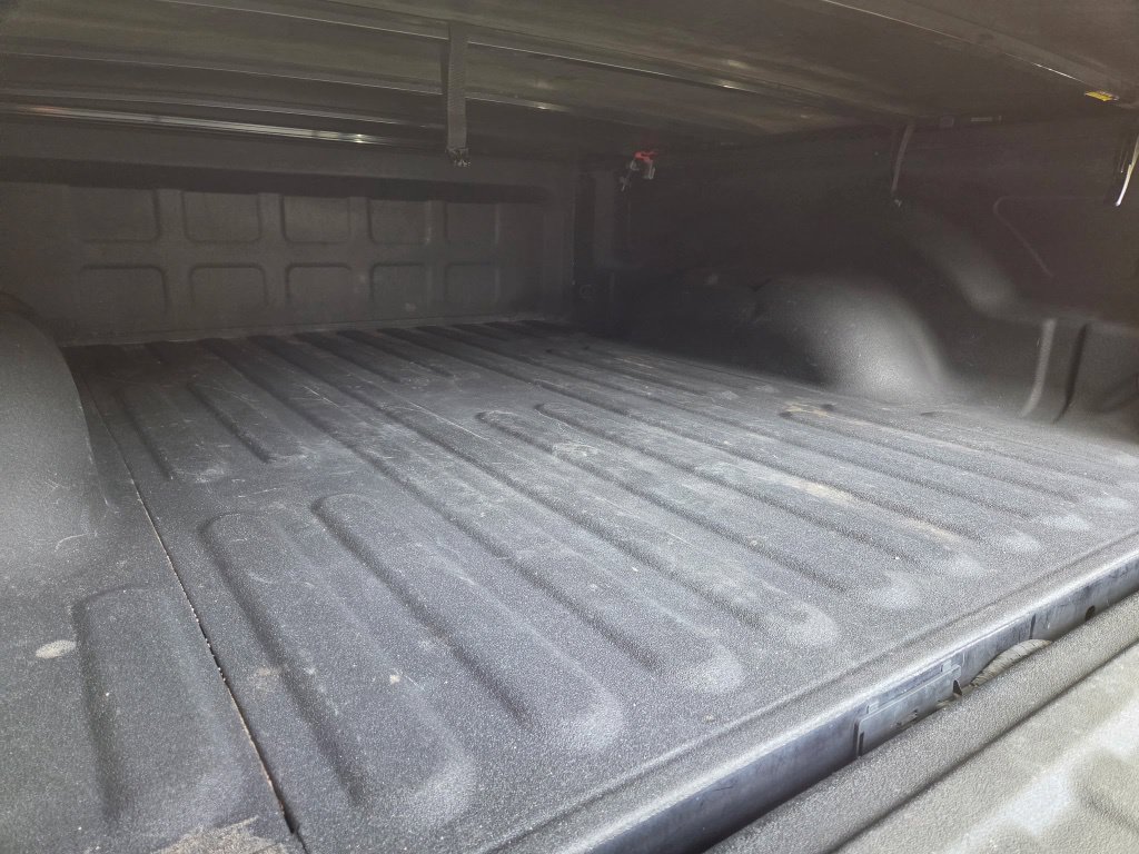 Used 2016 RAM 1500 Laramie Longhorn w/ Convenience Group AWD/4WD image 12