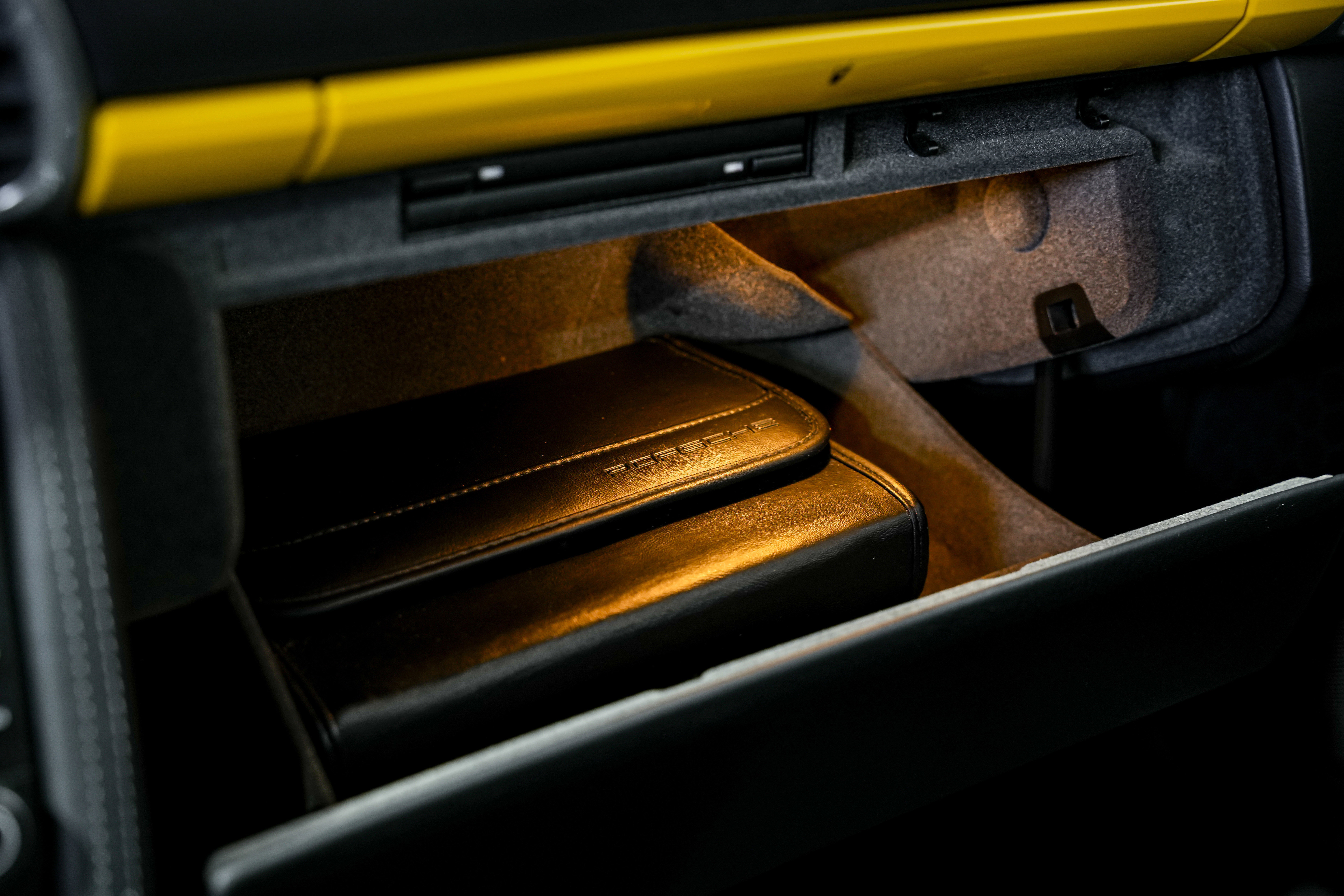 Used 2011 Porsche 911 Carrera GTS image 17