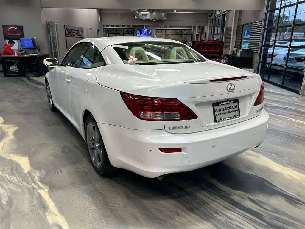 Used 2010 Lexus IS 250C RWD image 33