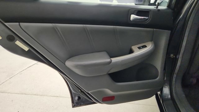 Used 2005 Honda Accord EX-L image 20