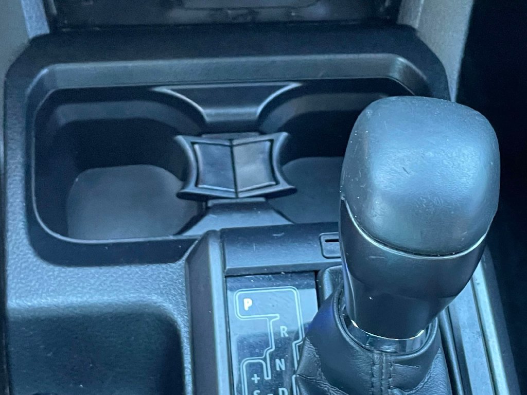 Used 2020 Toyota Tacoma TRD Sport AWD/4WD image 27