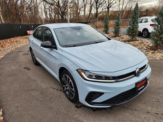 Certified 2025 Volkswagen Jetta Sport image 7