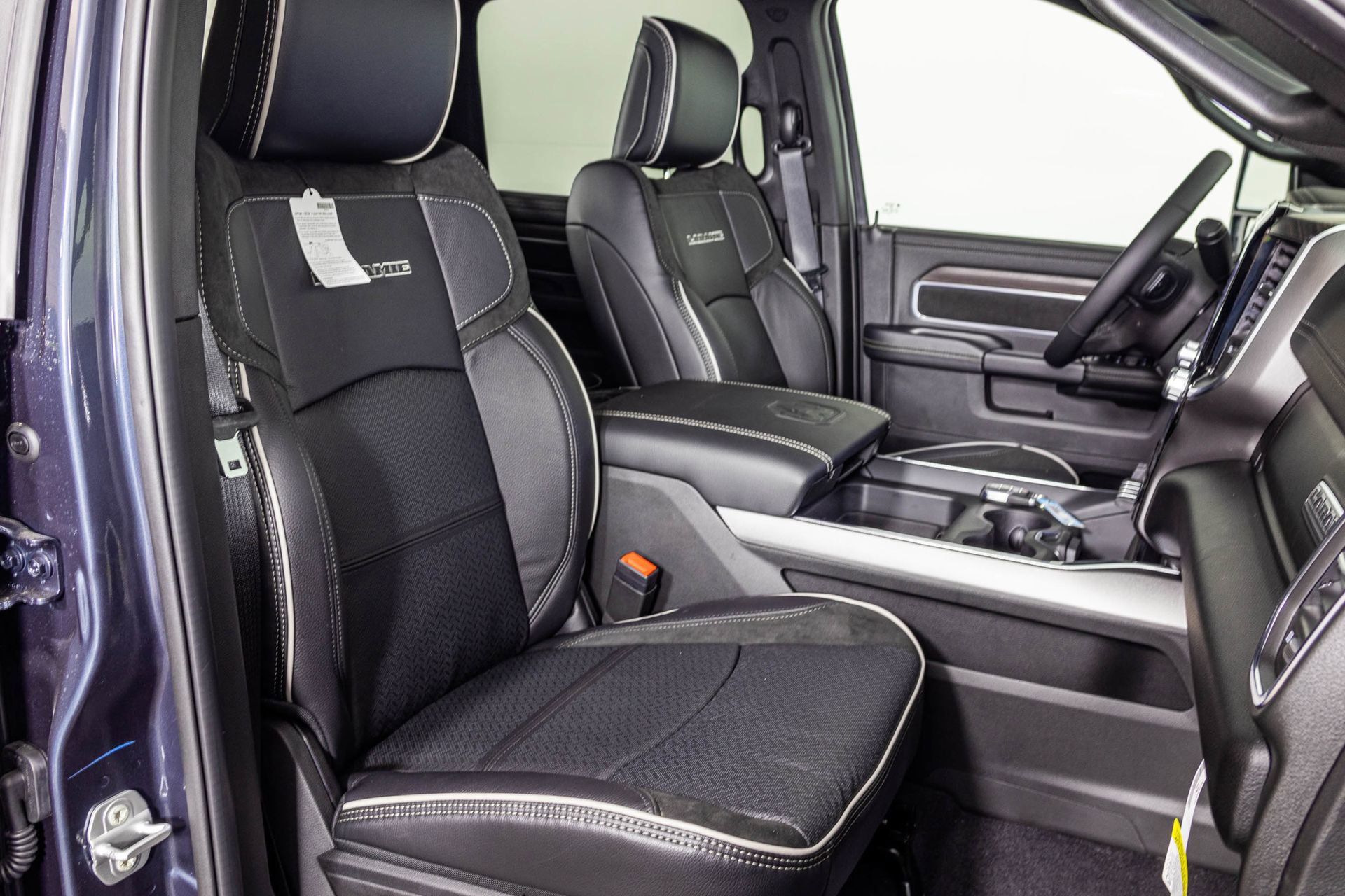 New 2026 RAM 3500 Laramie image 40