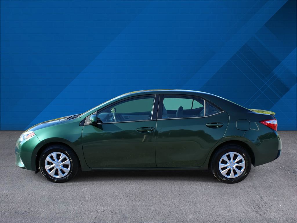 Used 2016 Toyota Corolla LE image 6