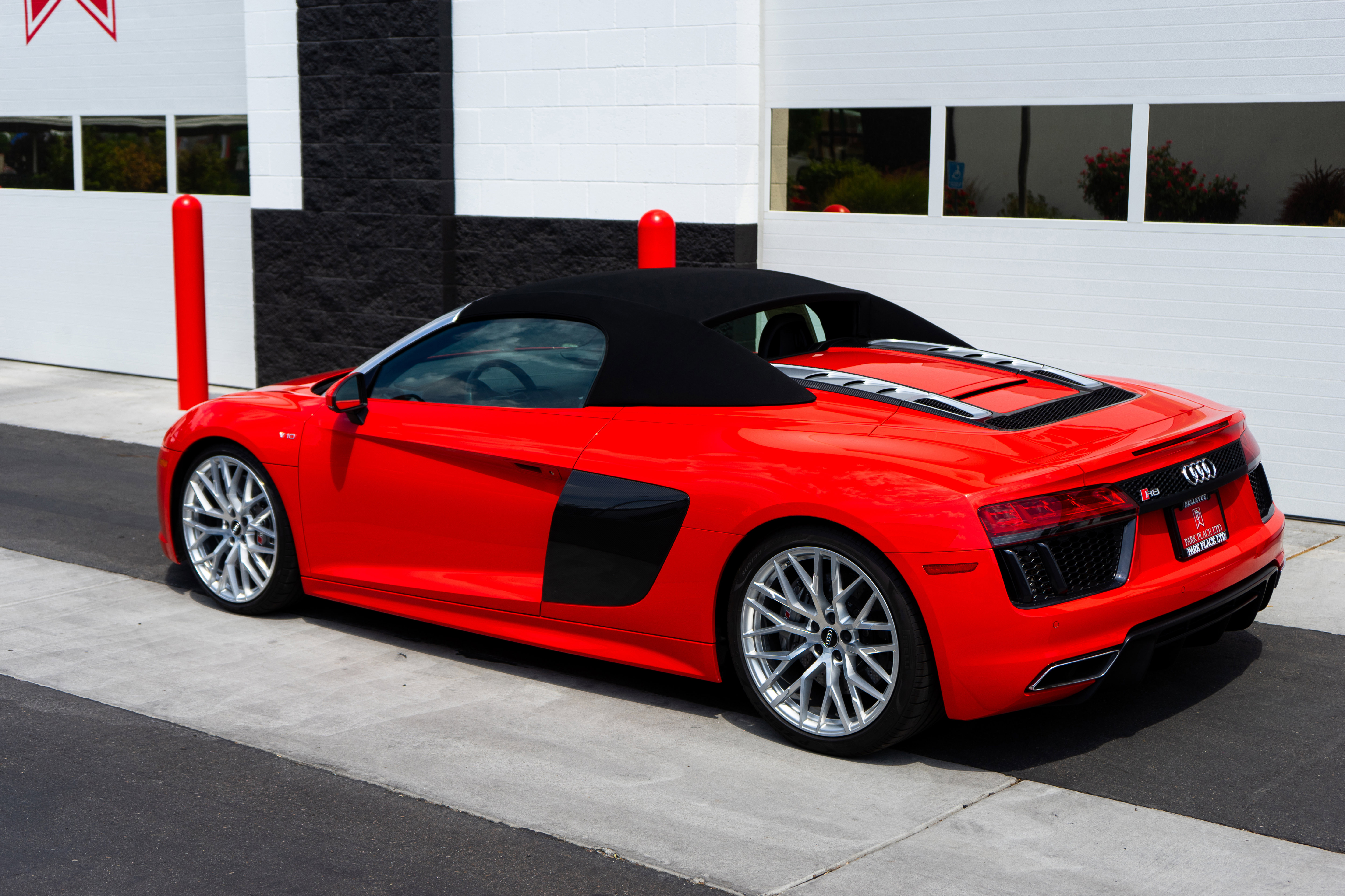 Used 2017 Audi R8 V10 image 80