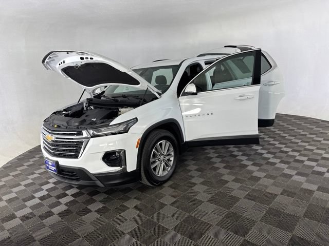 Used 2023 Chevrolet Traverse LT AWD/4WD image 12