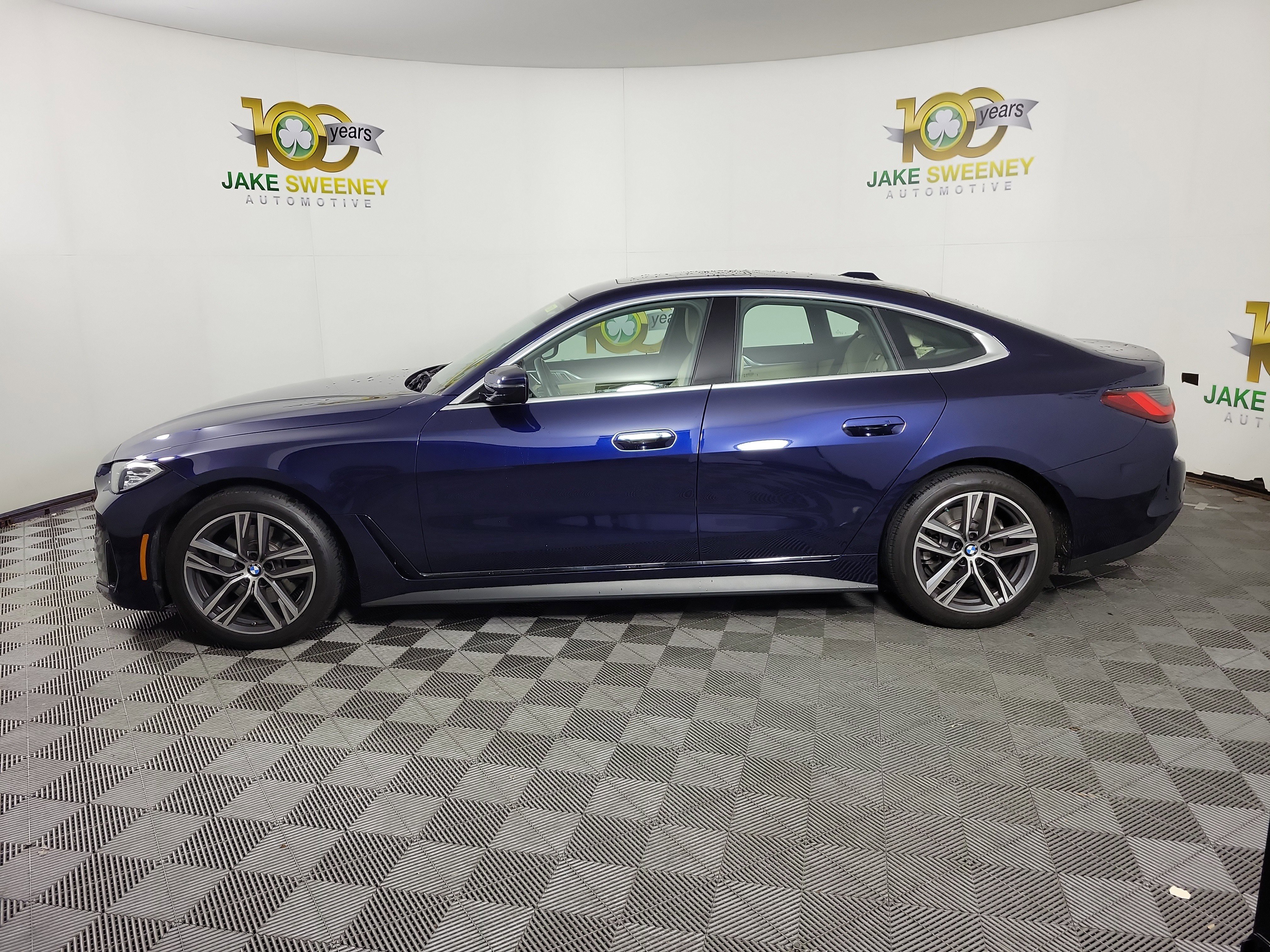 Certified 2024 BMW 430i Gran Coupe xDrive w/ Premium Package AWD/4WD image 2
