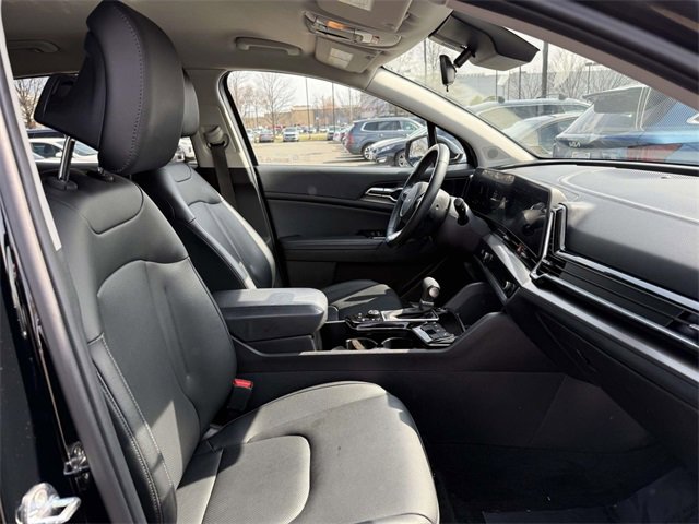 Used 2023 Kia Sportage EX image 7