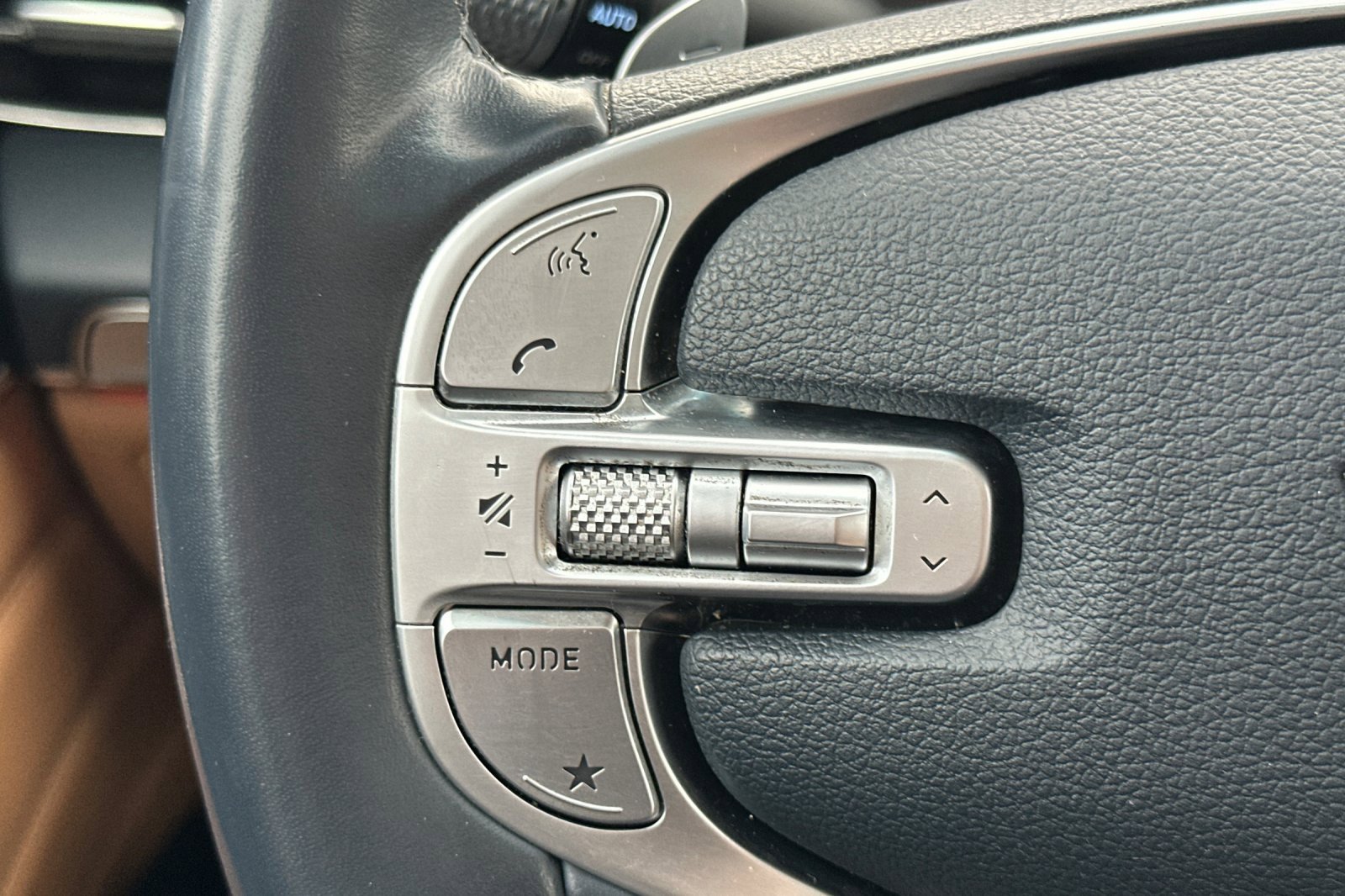 Used 2023 Genesis GV80 2.5T w/ Advanced Package image 34