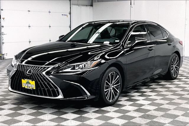 Used 2024 Lexus ES 350 w/ Premium Package image 11
