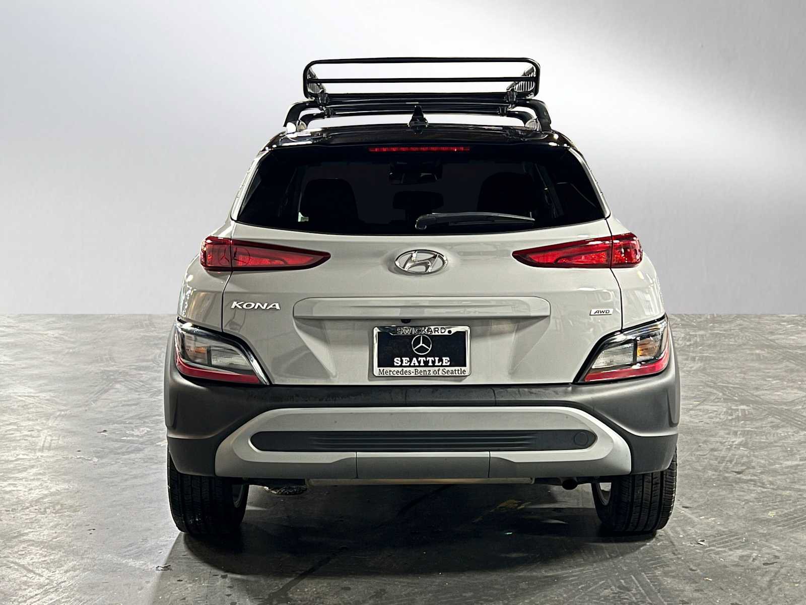 Used 2023 Hyundai Kona SEL w/ Cargo Package image 4