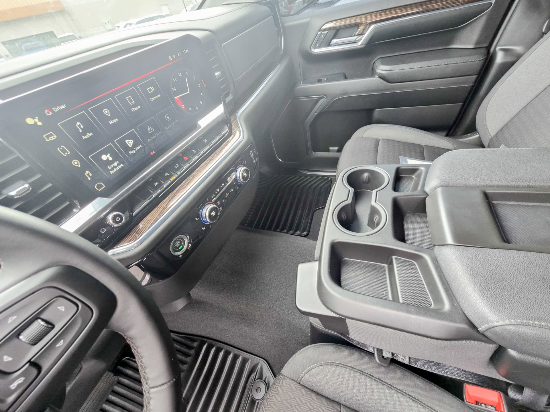 Used 2024 GMC Sierra 1500 Elevation image 12