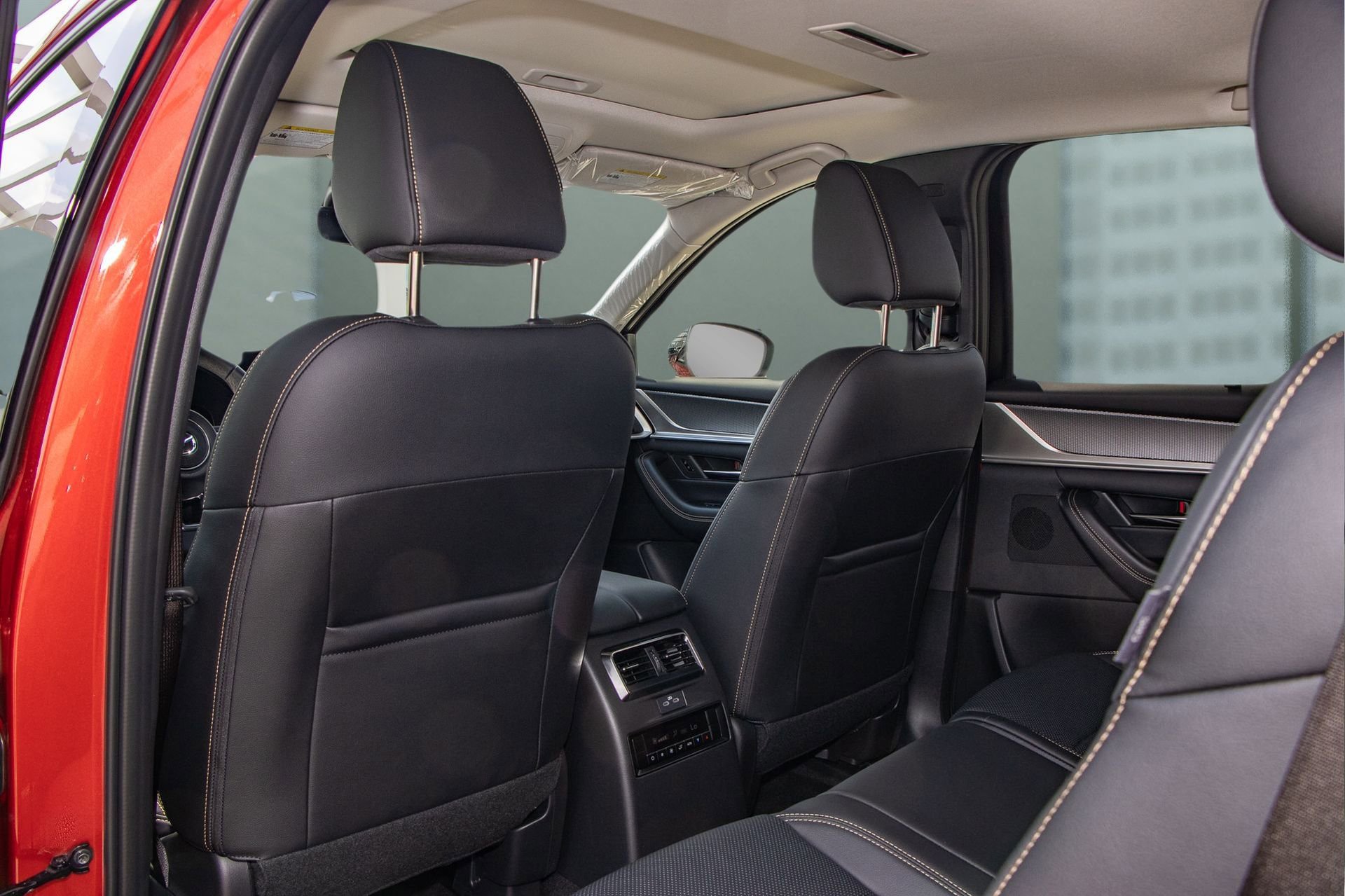 New 2025 MAZDA CX-70 3.3 Turbo w/ Premium Package image 14