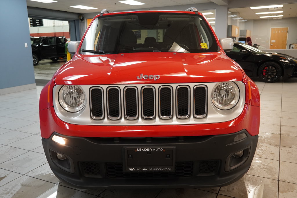 Used 2018 Jeep Renegade Limited AWD/4WD image 16
