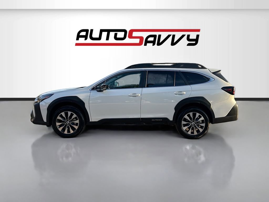 Used 2025 Subaru Outback Limited AWD/4WD image 4