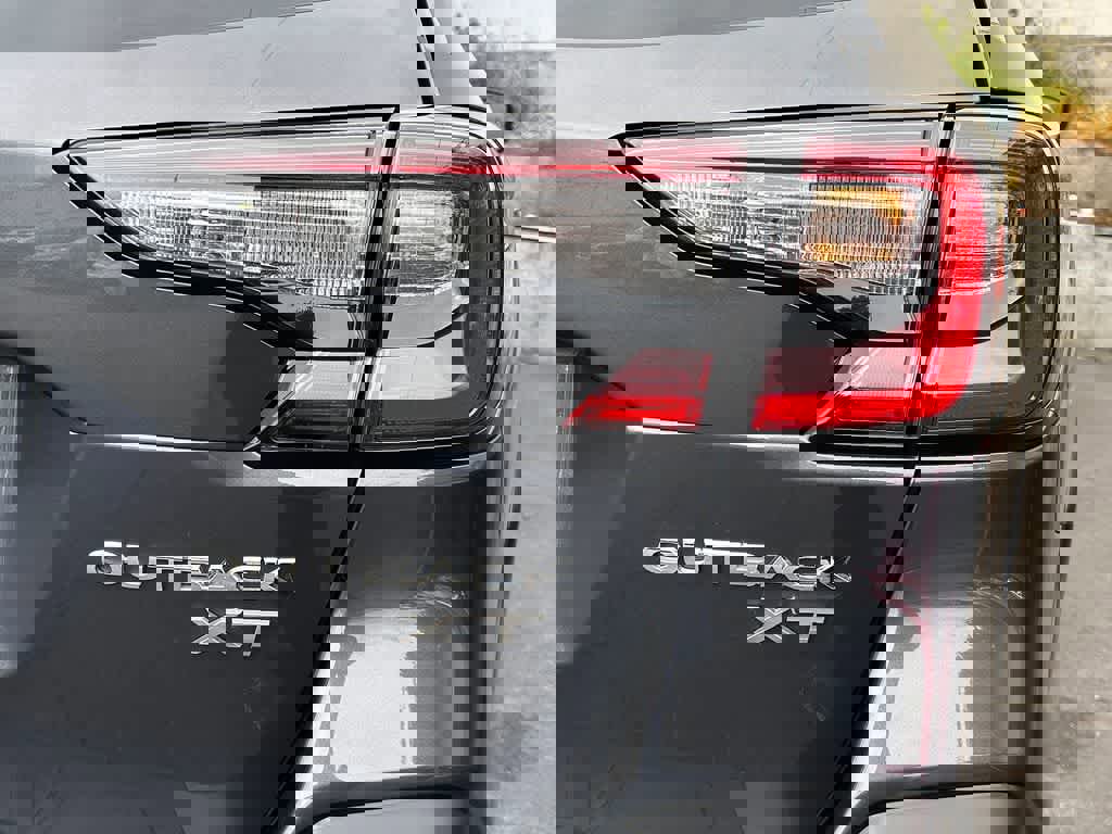 Certified 2023 Subaru Outback Limited XT AWD/4WD image 7