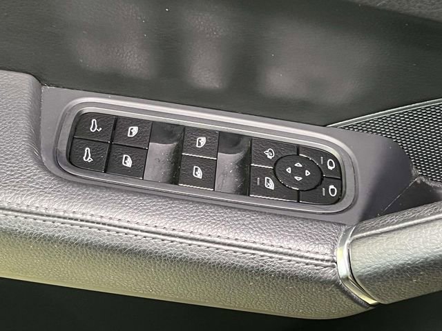 Certified 2021 Porsche Cayenne AWD/4WD image 39