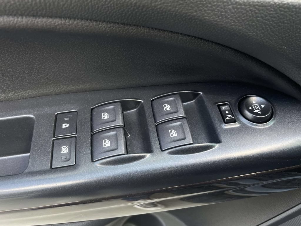 Used 2022 GMC Canyon Elevation w/ Trailering Package RWD image 18