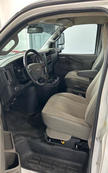 Used 2020 GMC Savana 3500 w/ Power Convenience Package RWD image 25